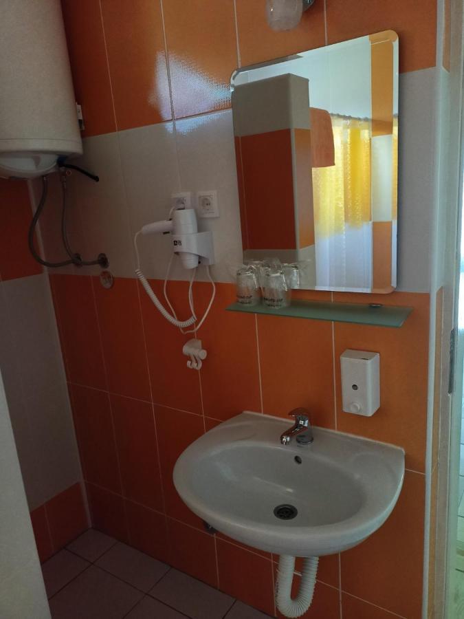 شقة Apartman Fiva Pacir المظهر الخارجي الصورة
