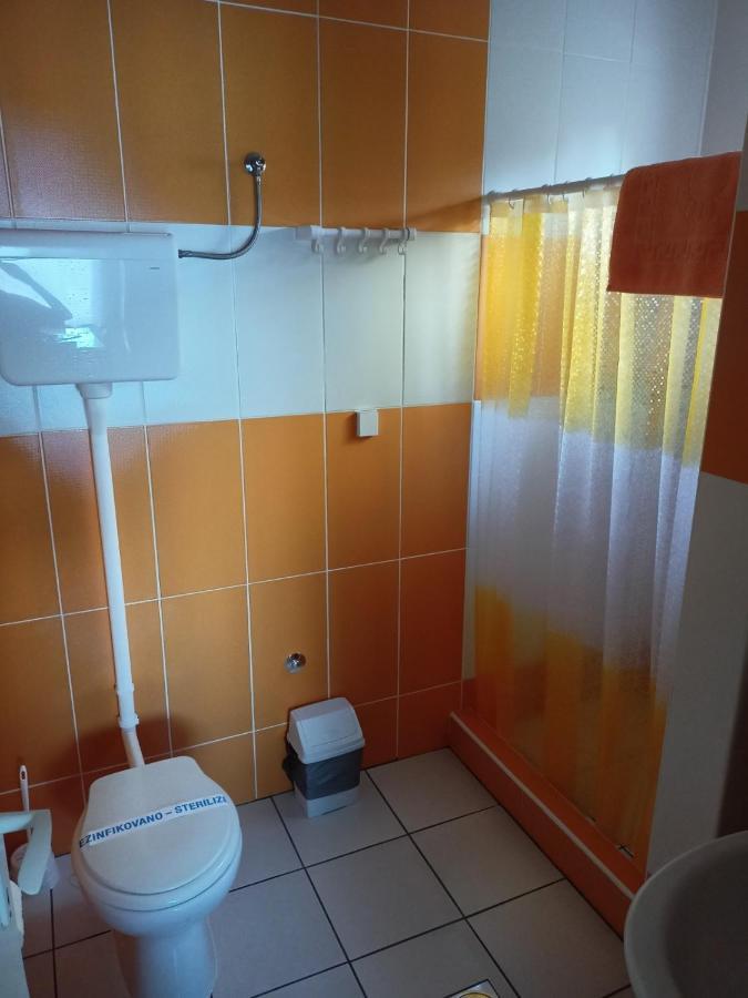 شقة Apartman Fiva Pacir المظهر الخارجي الصورة