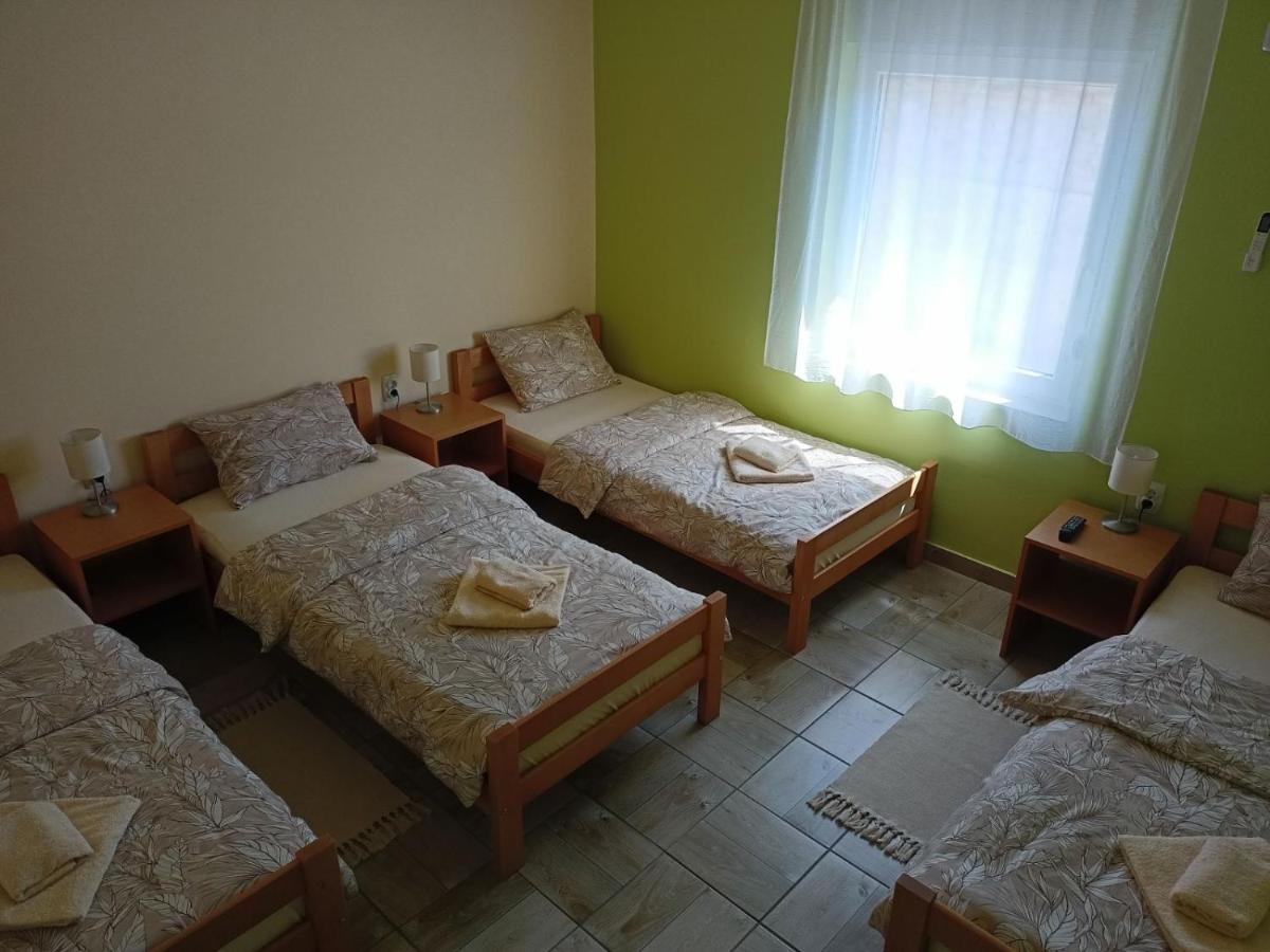 شقة Apartman Fiva Pacir المظهر الخارجي الصورة
