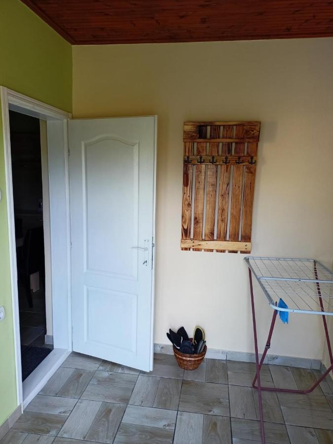 شقة Apartman Fiva Pacir المظهر الخارجي الصورة