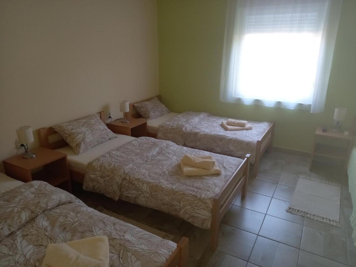 شقة Apartman Fiva Pacir المظهر الخارجي الصورة